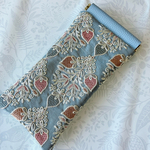 インド刺繍リボン　パクパクバネ口ポーチ　メガネケース