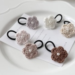 Crochet flower hair tie ヘアゴム　毛糸　かぎ編み　冬　秋　赤ちゃん　ベビー　子供　キッズ　花　シンプル