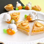 【送料込】イースターキャロットアップルパイとおばけマシュマロのボールチェーン
