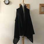 リネンウールガーゼ（黒）で作ったブランケットジレ