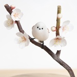 シマエナガと梅の花　【部屋の中で野鳥観察シリーズ】
