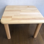 子どもテーブル  幅50×奥45×高35センチ　木のぬくもり キッズテーブル