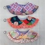 1点物: attached frill collar