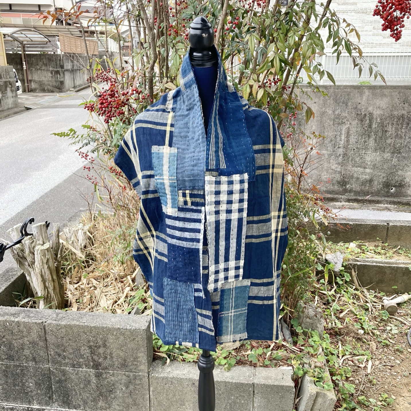 B38 襤褸　ストール　古布　リメイク　藍染　藍染め　パッチワーク　継ぎ接ぎ　刺し子　ヴィンテージ　boro ボロ