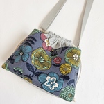 【プチビッグ】北欧風ノルディコガーデン（スモークパープルグレー）の巾着ショルダーバッグ♪