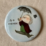 カマンベールおじさん缶バッジ　Go higher 