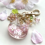 猫と桜のキーホルダー