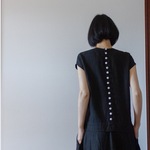 リネン100％　■私サイズ■　たっぷり後ろボタンワンピース　■ブラック■
