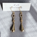 再販《ゴールドモチーフ》イヤリング・ピアス　メタル　ドロップ　しずく　ビジュー　リング　シルバー　美しい　かっこいい　大人　