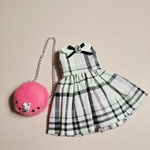 SALE☆22センチドール☆アウトフィット☆ワンピースとマカロンポシェット