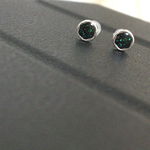 スタッドピアス 宇宙カラー