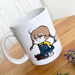 マグカップ／　魔法の練習を始める子供に付き合う黒猫はしっぽも寄り添う　#魔法使い　#魔女