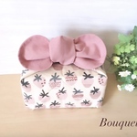 【リボンのお弁当袋】保冷保温　いちご柄(きなり)×くすみピンク　大人かわいい/ポーチ/ランチバッグ