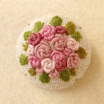 アンティークピンク バラ刺繍 ブローチ