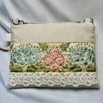 刺繍リボンの可愛い上品なサコッシュ　ポーチ　スマホショルダー　ポシェット　インド刺繍リボン　ギフトにも最適　紫陽花 お揃いのミニポーチ