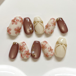 No.65 春ネイルチップ🌸ぷっくり小花フラワー×ゴールドリボン ちゅるん上品 ガーリーモテネイル