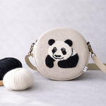 パンチニードル刺繍　まあるいショルダーポシェット　パンダさん