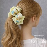 【春夏限定】ふわふわイエロー花刺繍リボンのバナナクリップ｜上品 大人可愛いヘアアクセサリー