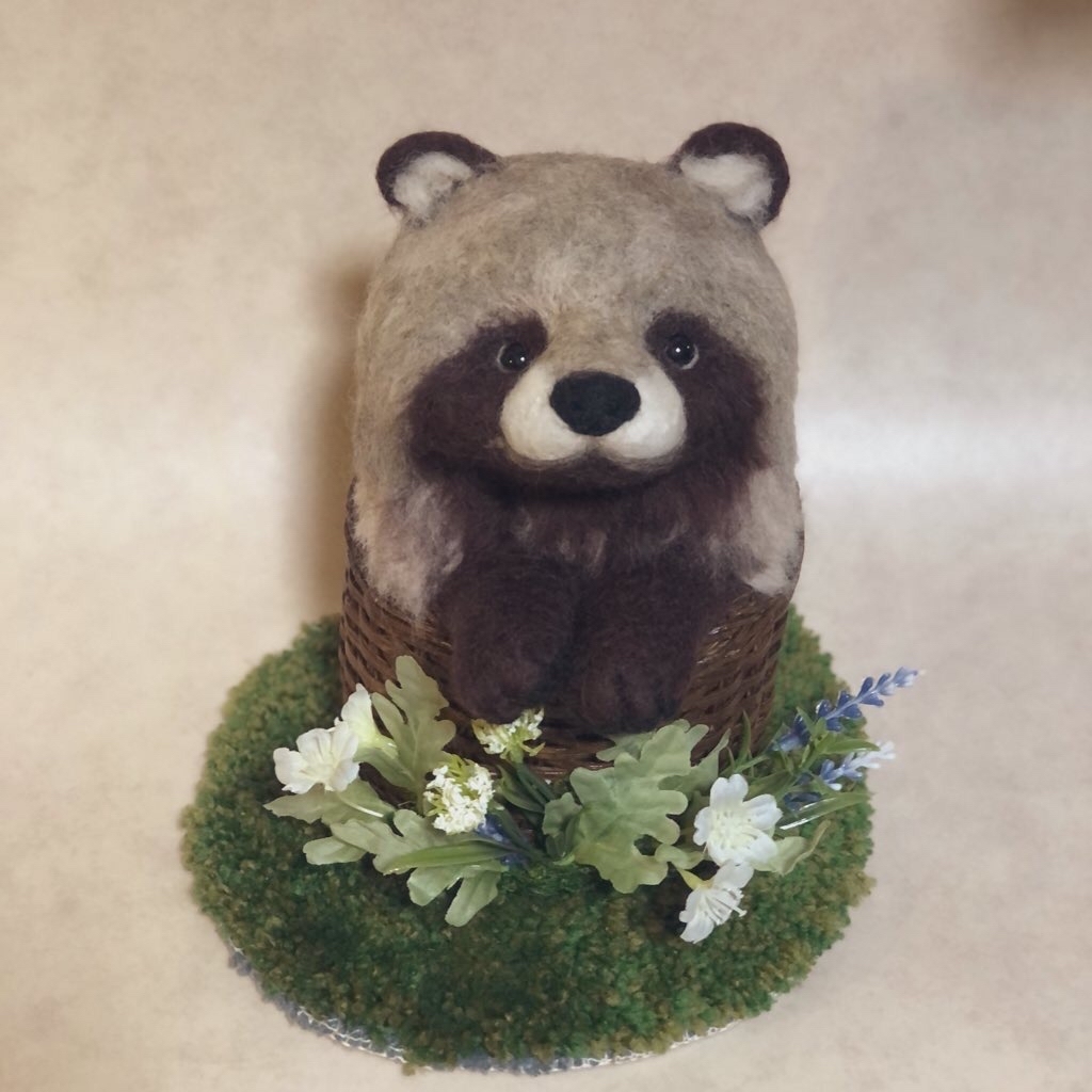 ◇幻獣 ウサギ系 カーバンクル 黄緑色【羊毛フェルト】 - クマノッコ