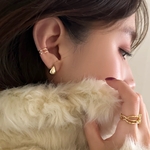 ꫛꫀꪝ✧‧˚シンプル痛くないイヤリング  雫痛くないイヤリング