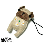干支のフェルトマスコットストラップ(干支11番の戌・花刺繍のパグちゃん) D4029-711