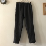 フレンチリネンバイオウォッシュ加工(ダークブラウン）で作ったテーパードパンツ