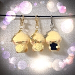 〜ぴよちゃんのだいじなもの〜お星様だっこ　選べる3種類！ひよこ編みぐるみキーホルダー
