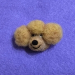 オーダー(ご注文承ります)羊毛フェルト　かわいぃ茶色のワンちゃんのブローチ