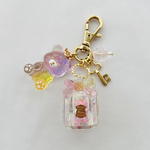 ANIMAL MINI BOTTLE🫙♡            シャカシャカ　キーホルダー　レジン　アニマル　スイーツ　プレゼント　ミニチュア　フェイクスイーツ　ジュエル　ボトル　キャンディー　くま