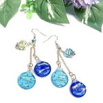 おはじき水風船ピアス　水色×青　ピアス　イヤリング　イヤリング無料　プレゼント　夏　ヨーヨー　レジン　水風船　ブルー　おはじき　カラフル　金属アレルギー