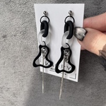 【再販】92✴︎matte black×white//スネークチェーン［ピアス/イヤリング］