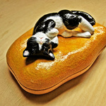 猫髭ケースボックス　『髭にゃん爵』　白黒ハチワレ