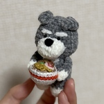 【kxmo72o様専用】　ラーメンを持ったシュナウザーのあみぐるみ｜anuenue