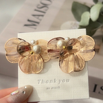 特別な日を彩る💐フラワーピアス|金属アレルギー対応|イヤリングOK|結婚式|ブライダル|ウエディング|パーティー|花嫁|お呼ばれ|花|ゴールド|軽量|大ぶり