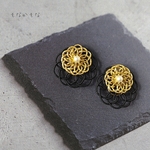 【華重ね 黒】水引のピアス　樹脂ピアス　イヤリング　ノンホールピアス　和　和風　