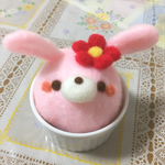 【sakura0119様 ご注文品】うさぎさんinココット☆羊毛フェルト