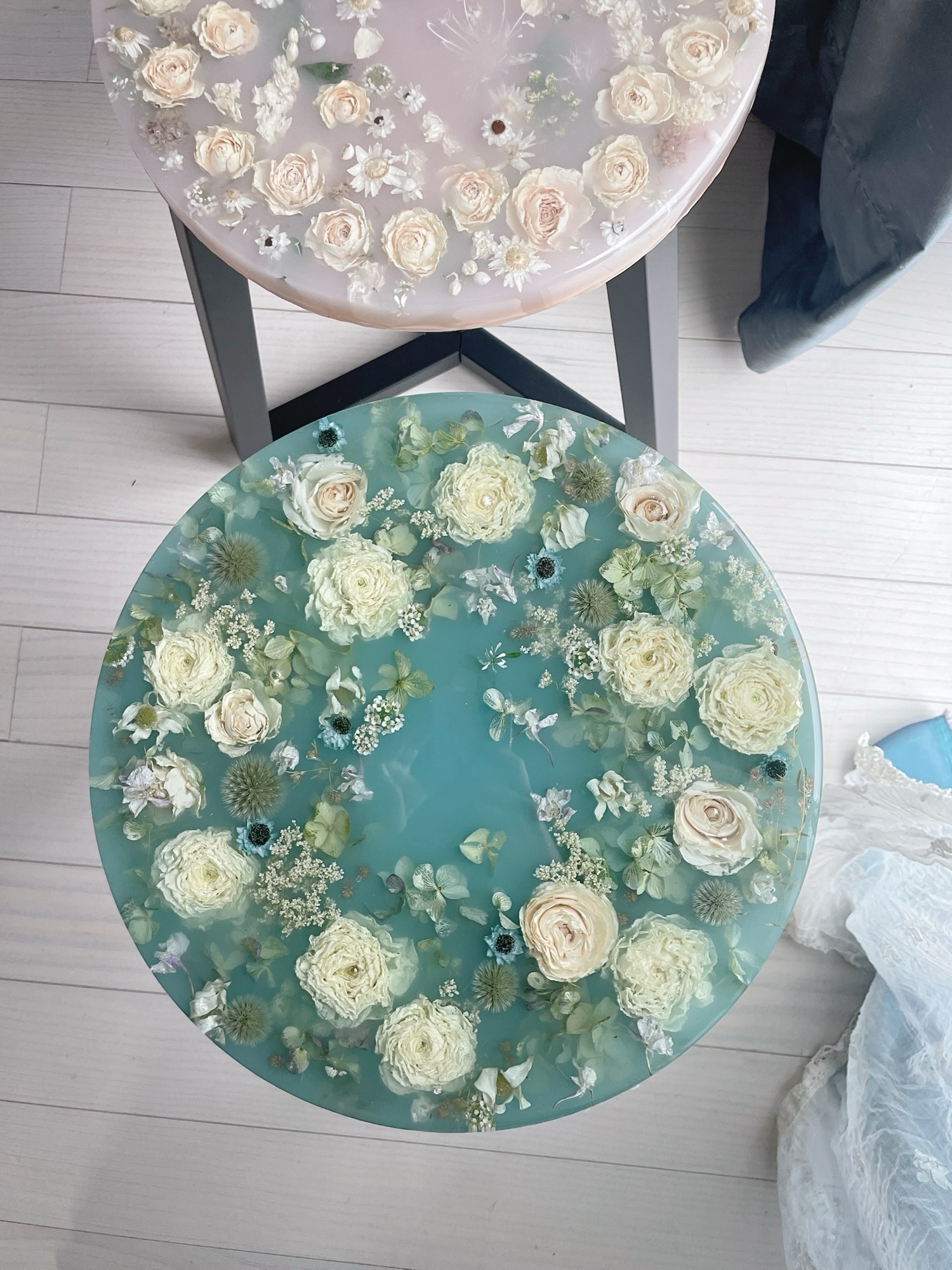 【ハンドメイド】レジンのコーヒーテーブル flower stool ❉ レジン スツール チェア サイドテーブル コーヒー