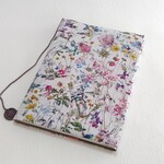 B5・大学ノートサイズ　リバティ プリント使用　ブックカバー　*　ワイルド・フラワーズ　Wild Flowers