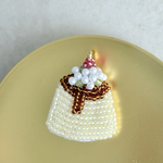 お客様専用　オーダー品　プリンのブローチ🍮
