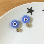 ビジューとお花のイヤリング