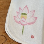 ハスの花（ふきんハンカチと絵葉書のセット）