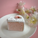 桜のシフォンケーキ