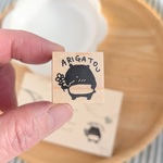 ARIGATOU【お花を持ってお礼を言うバクさん　ラバースタンプ】