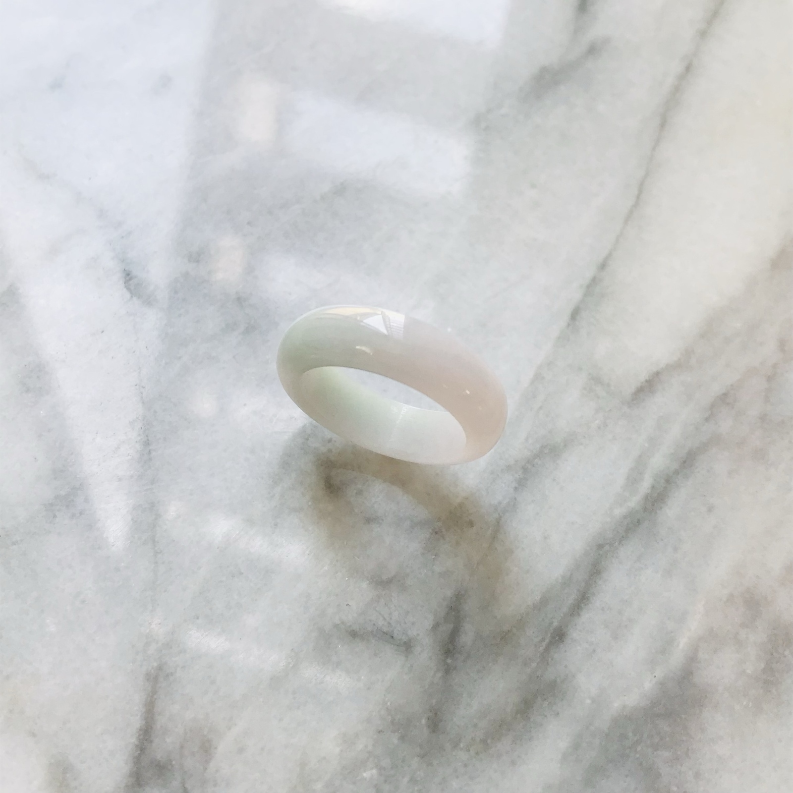 R42-006］ ジェイド JADE ヒスイ 本翡翠 くりぬき リング 天然石