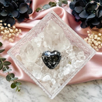✨️定番人気✨️【ハートちゃん🖤】黒／紫陽花／金箔／スチール／フリーサイズ／リング／レジン／大人かわいい／プレゼント／小ぶり／シンプル