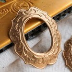 真鍮パーツ［アメリカ製］＊2個＊アンティーク調　フレーム　ブラス ＊A04009 / Raw brass jewelry making supplies