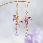 藤の花 ピアス ‪ ꒰ 母の日 ギフト ꒱‬春の光にやさしく揺れる、上品な紫アクセサリー（金具交換可）