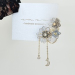 \星と月が揺れる/ Night flower earcuff