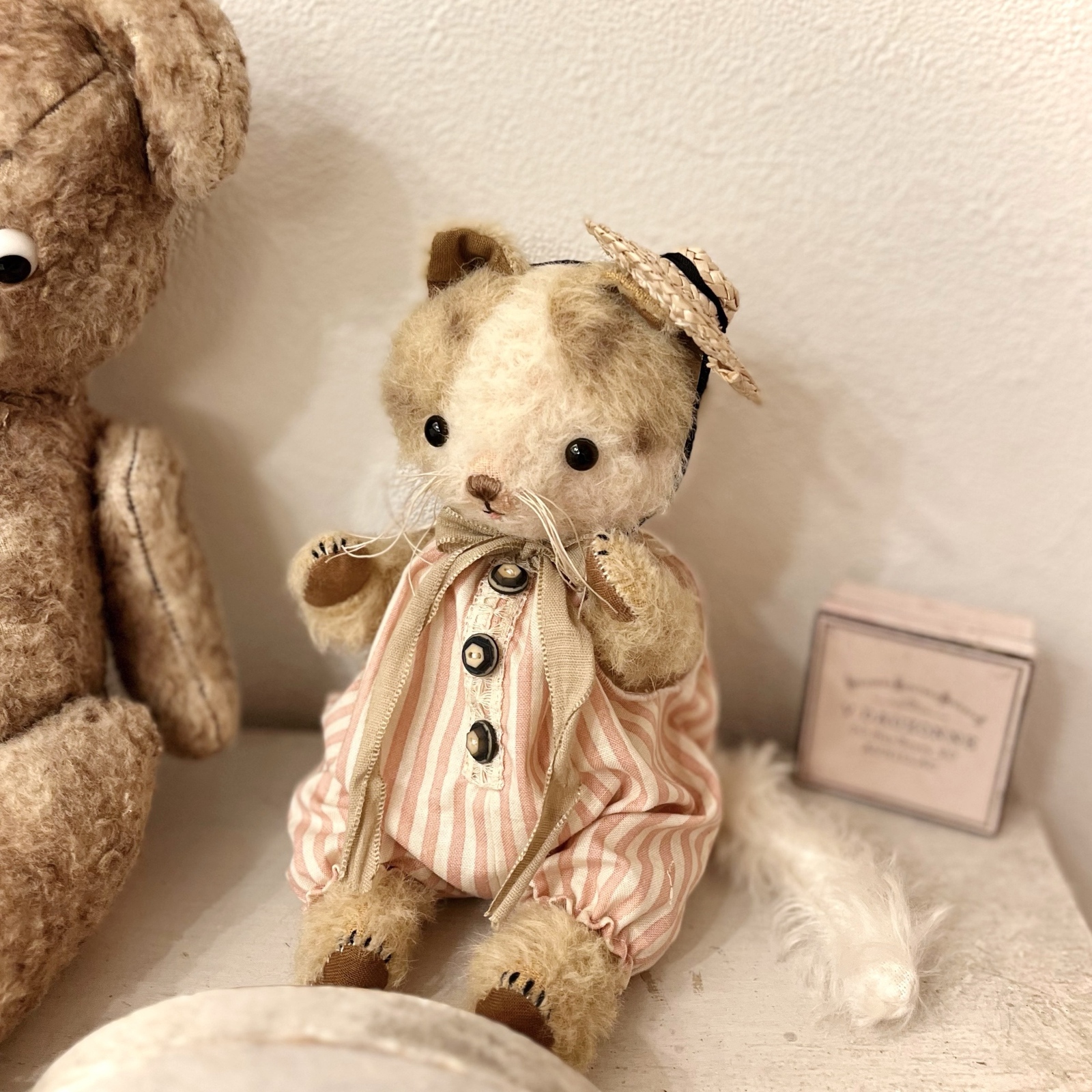 茶まーぶる ちいさなネコ 猫 ぬいぐるみ 作家 テディベア レトロ