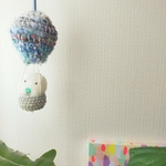 小さな旅気球｜ぬいぐるみが乗れるカラフル気球の吊るせるインテリア②